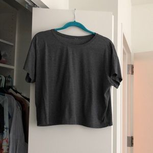 Lululemon Gray Cropped Cates Tee Size 10